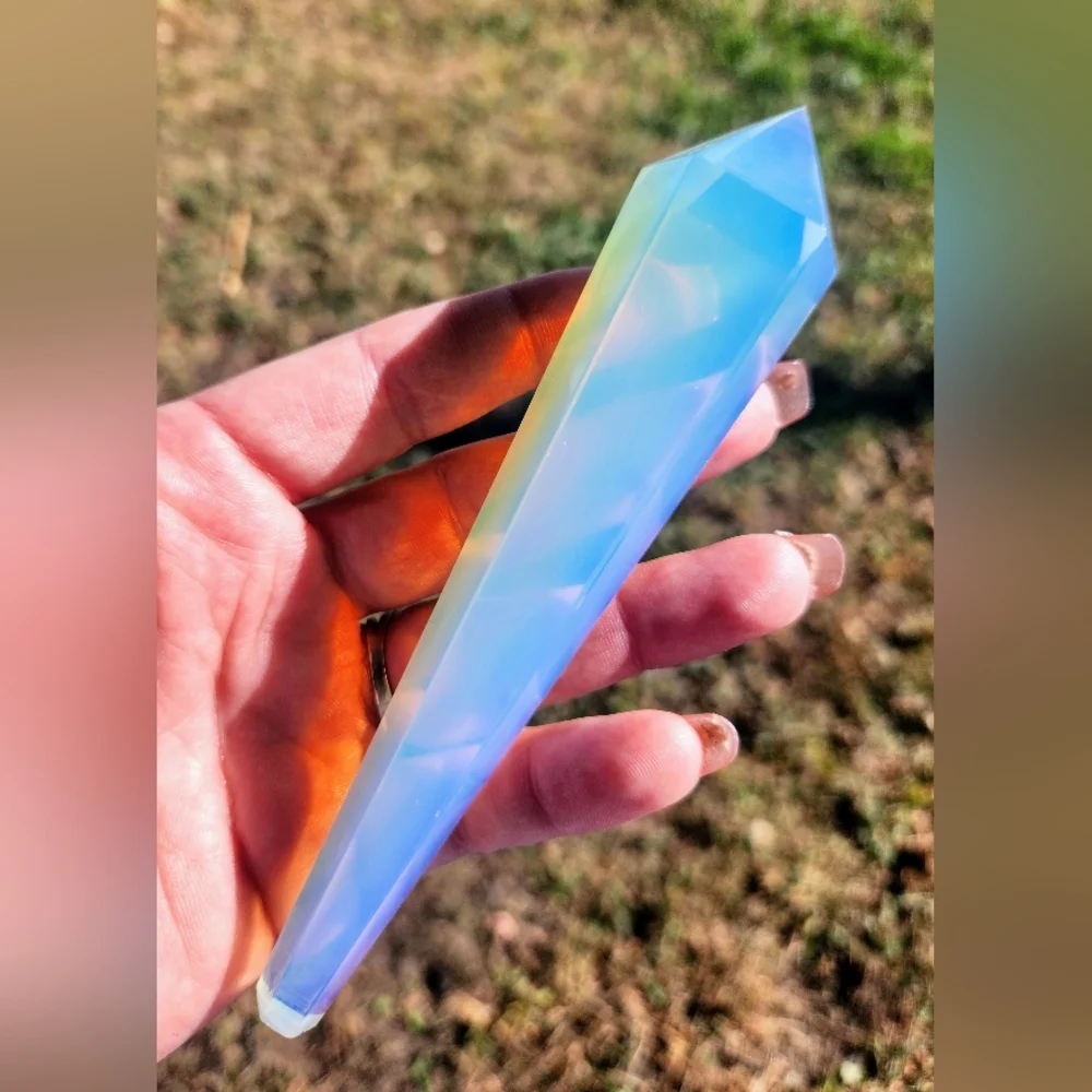 Opalite Wand Point - Picture 4 of 4